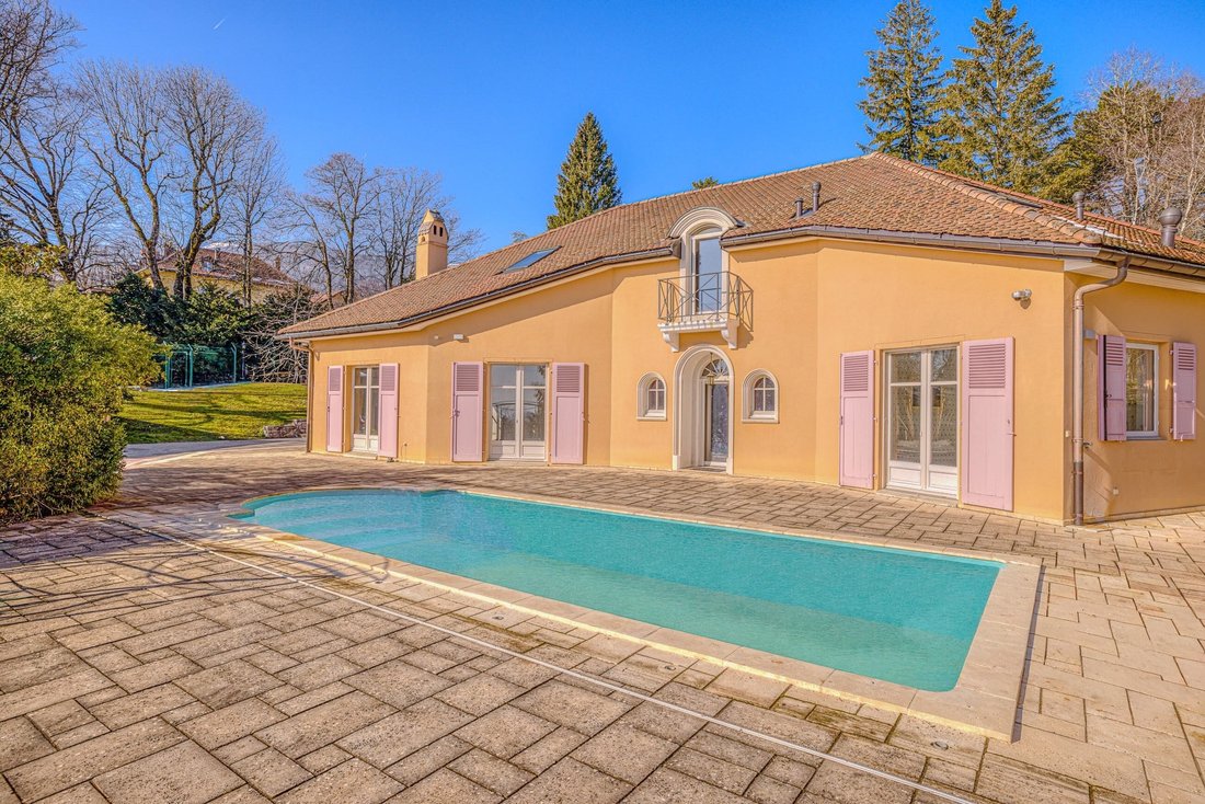 House in Centre, Gex, France 2 - 12511863