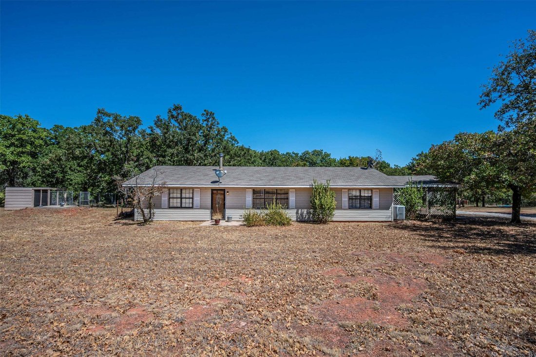 House in Blanchard, Oklahoma, United States 1 - 18866076