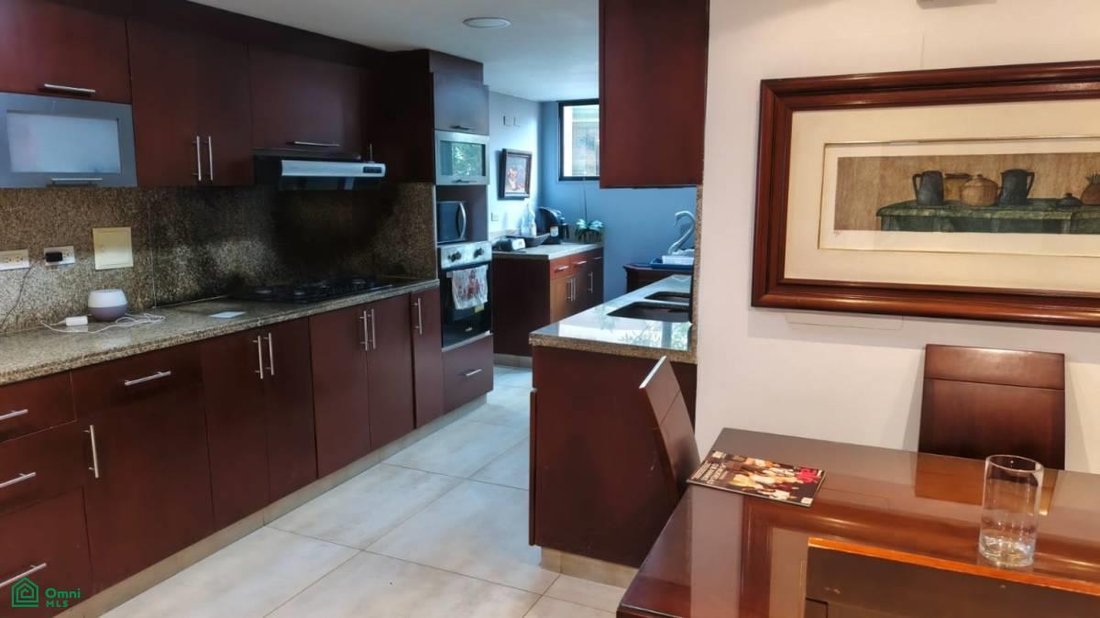 Condo in Bogota, Bogotá, Colombia 3 - 18864904