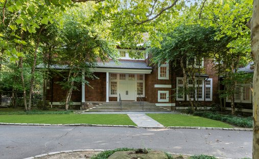 House in Closter, New Jersey, United States 1
