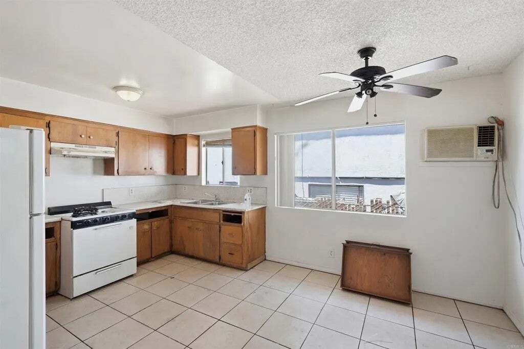Andere in Lemon Grove, Kalifornien, Vereinigte Staaten 3 - 18866596