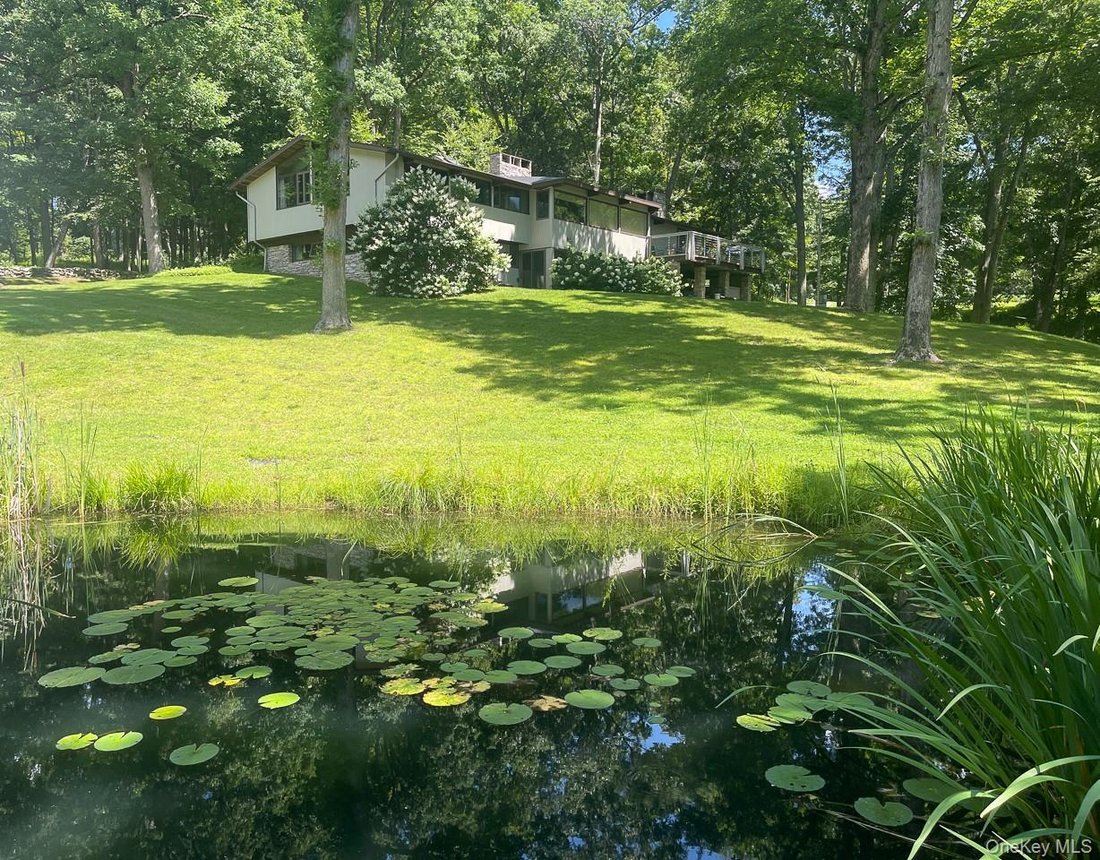 House in Millbrook, New York, United States 1 - 18865462
