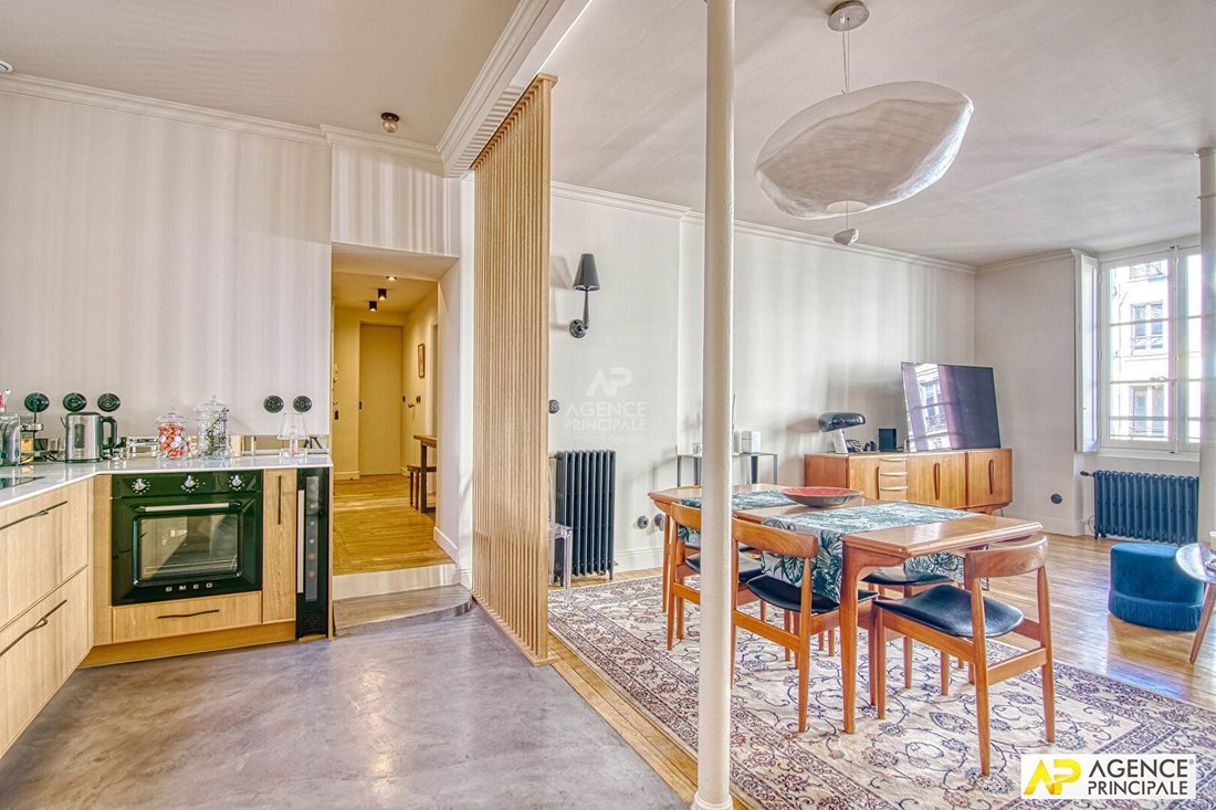 Apartment in Domaine National du Château, Versailles, France 1 - 18867196