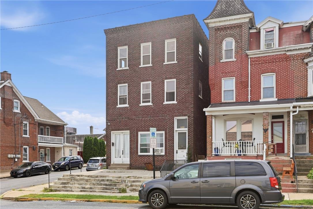 Apartment in Wescosville, Pennsylvania, United States 2 - 18865360