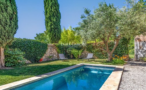 Villa in Granettes-Jauberte-Sainte Anne, Aix-en-Provence, France 1