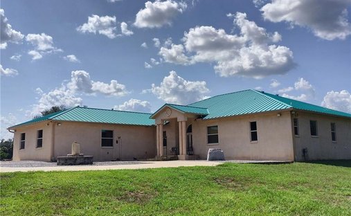 House in Dade City, Florida, United States 1