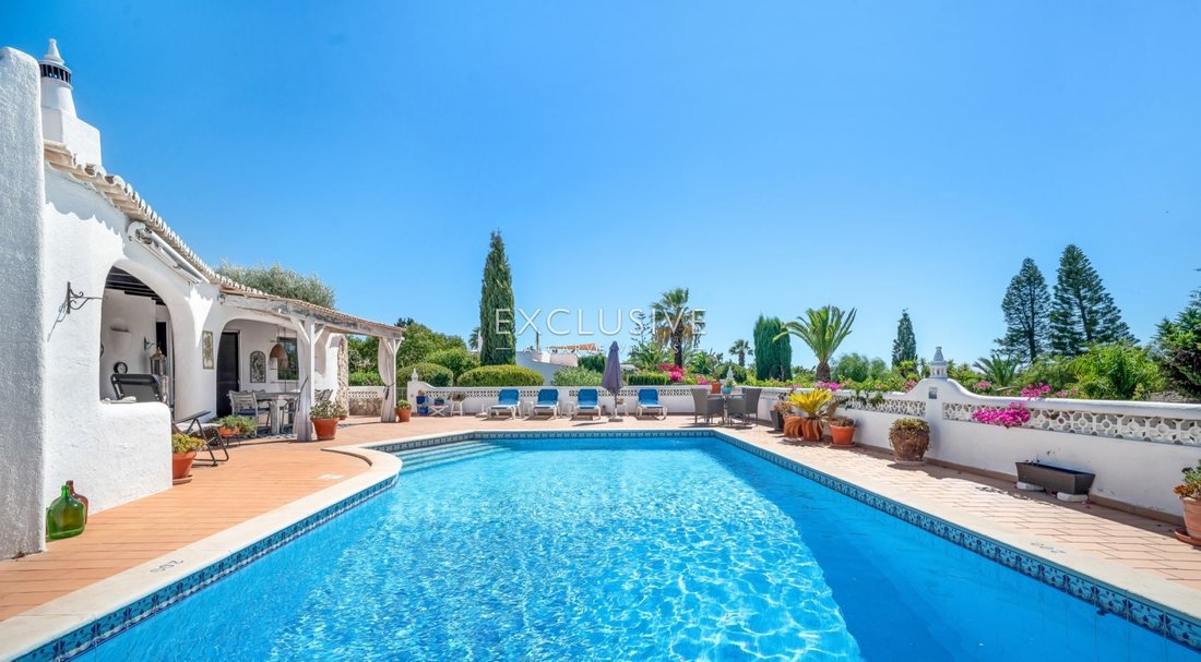 Villa in Carvoeiro, Algarve, Portugal 3 - 18777625
