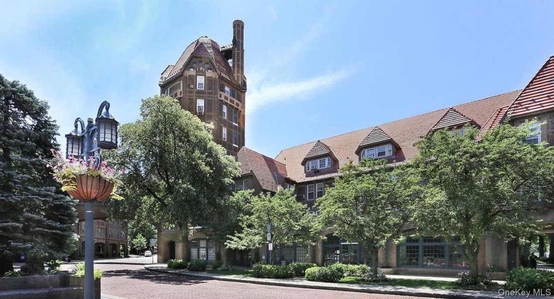 House in New York, New York, United States 4 - 18865464