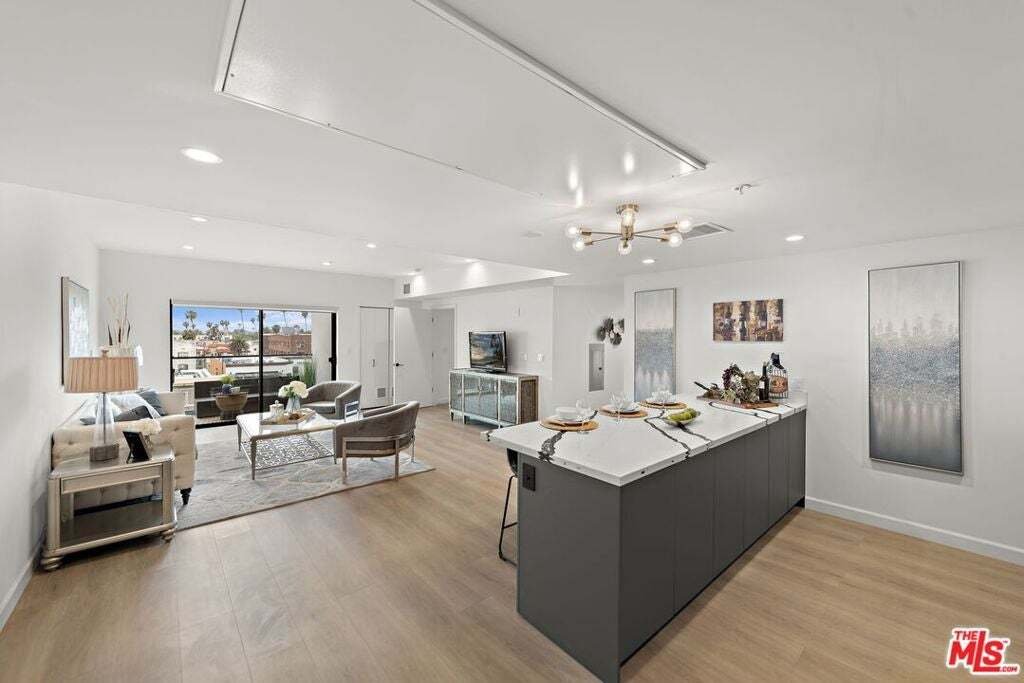 Condominio a Los Angeles, California, Stati Uniti 2 - 18866355