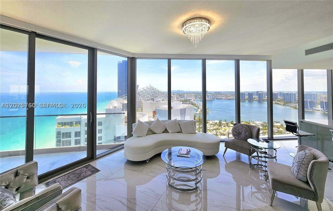 Condominio a Golden Beach, Florida, Stati Uniti 1 - 18012847
