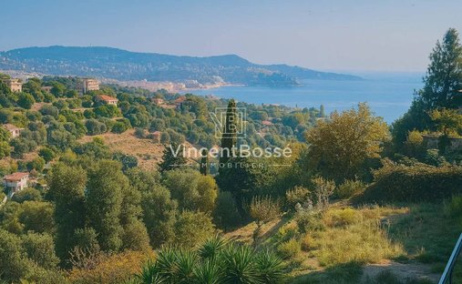 Land in French Riviera, Provence-Alpes-Côte d'Azur, France 1