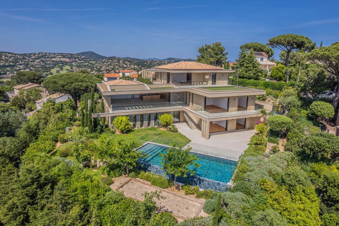 Villa in Nartelle-Noyer-Bellevue-bd des Sardinaux, Sainte-Maxime, Frankreich 1 - 18863756