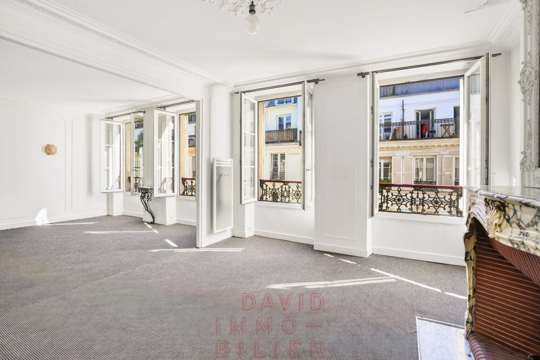 Wohnung in Lorette-Martyrs, Paris 9e Arrondissement, Paris 2 - 18864186
