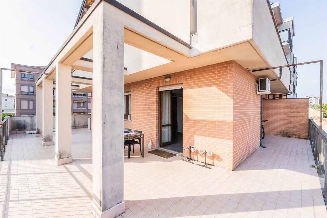 Apartment in Centro, Sesto San Giovanni, Lombardy 4 - 18815225