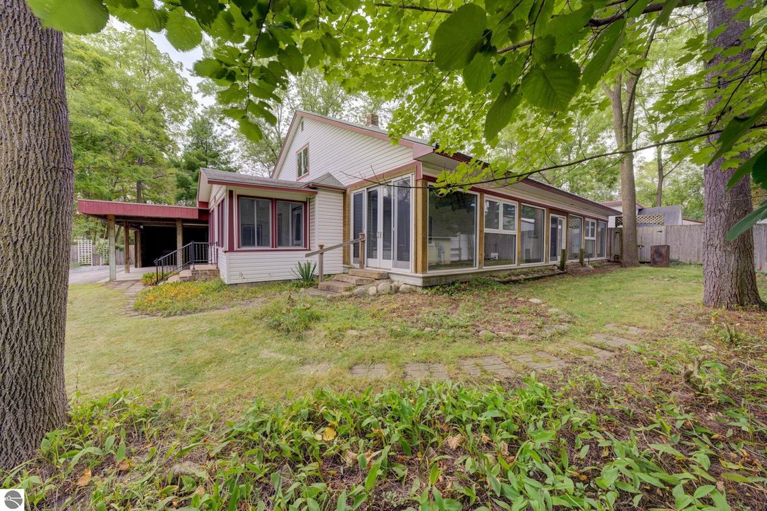 House in Traverse City, Michigan, United States 2 - 18868293