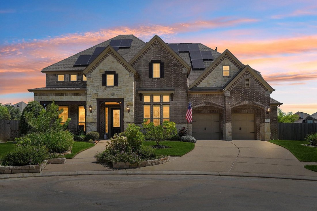 House in Friendswood, Texas, United States 3 - 18866792
