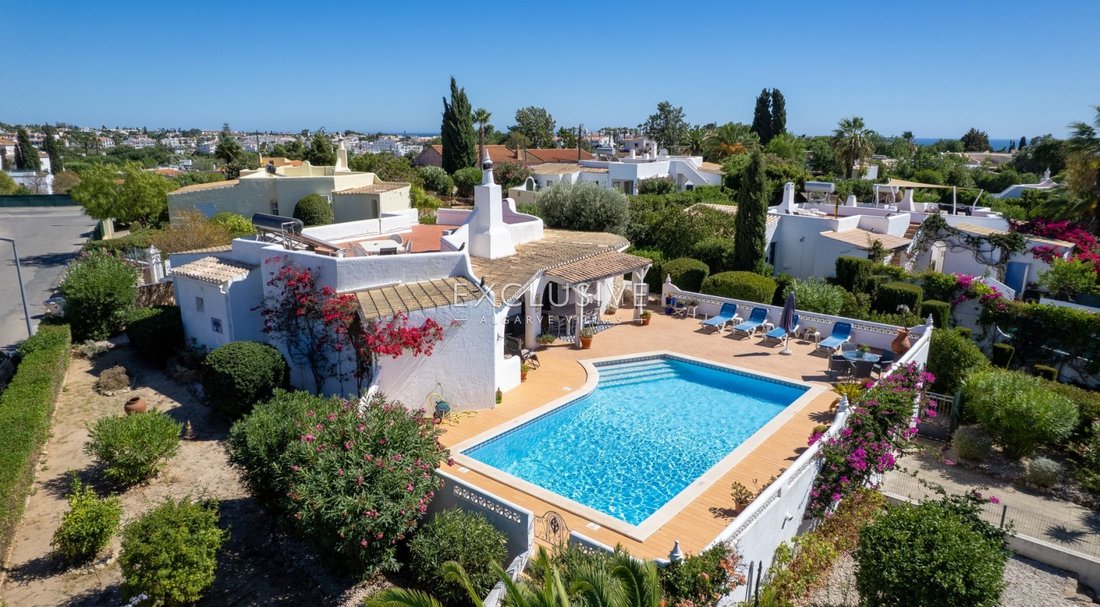 Villa in Carvoeiro, Algarve, Portugal 4 - 18777625
