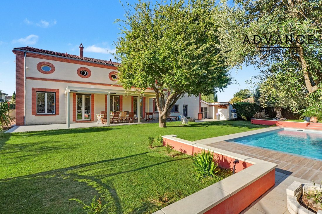Villa in Labastidette, Occitania, France 2 - 18868513