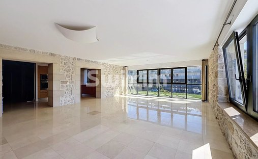 Apartamento en Ouest, Saint-Genis-Pouilly, Francia 1