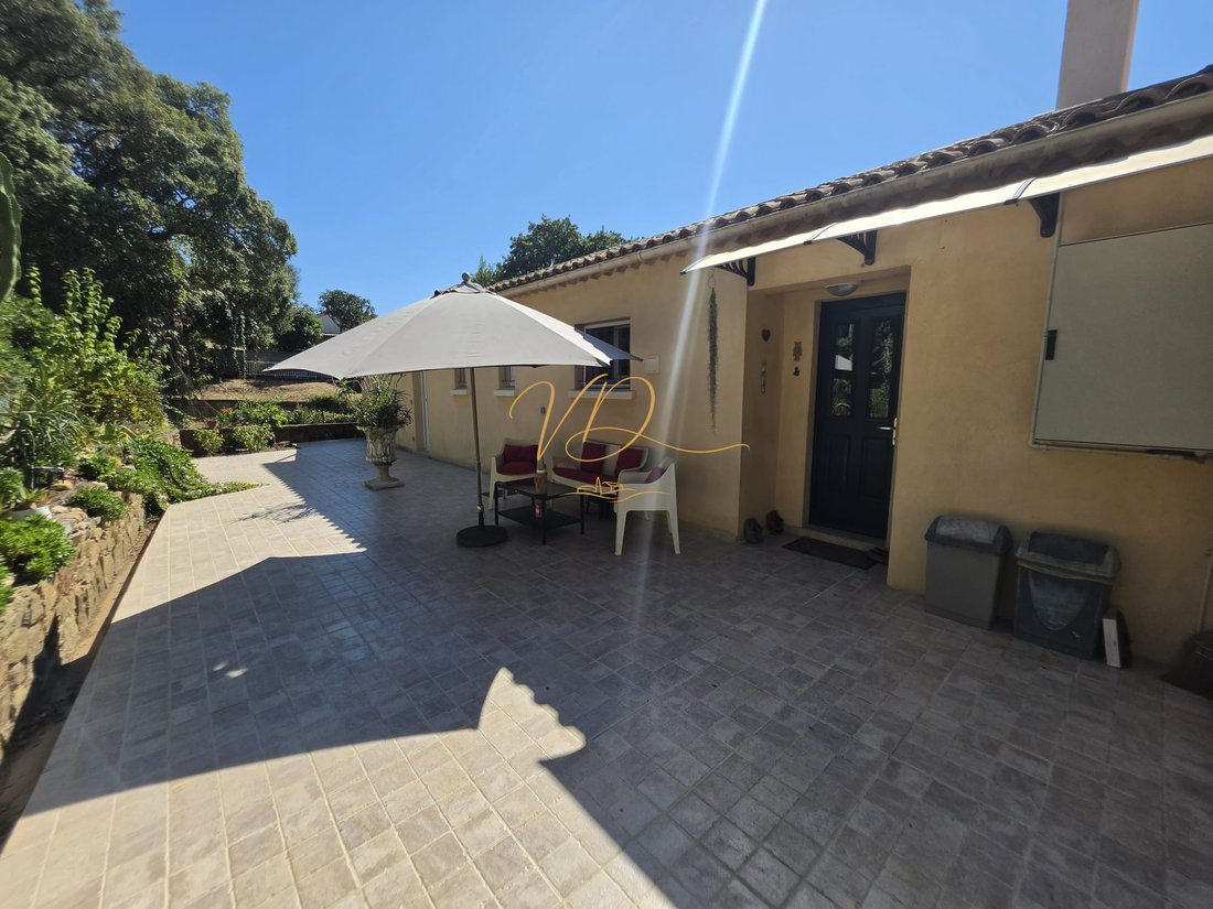 Villa en La Croix-Valmer, Provenza-Alpes-Costa Azul, Francia 5 - 18867156
