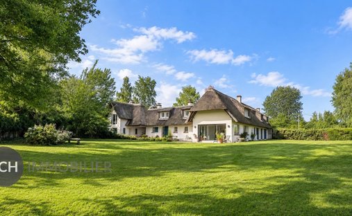 House in Montfort-l'Amaury, Ile-de-France, France 1