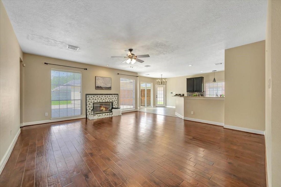 Casa a Houston, Texas, Stati Uniti 2 - 18866829