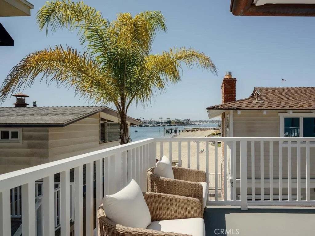 Newport Beach, California, United States 5 - 18866658