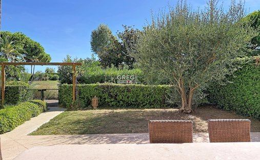 Apartamento en Ruta de Grasse, Villeneuve-Loubet, Francia 1