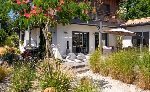 Villa in Soulac-sur-Mer, Nouvelle-Aquitaine, France 1