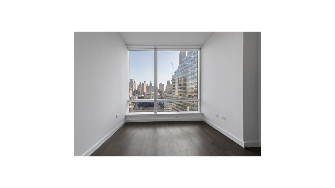 New York, New York, United States 5 - 18866942