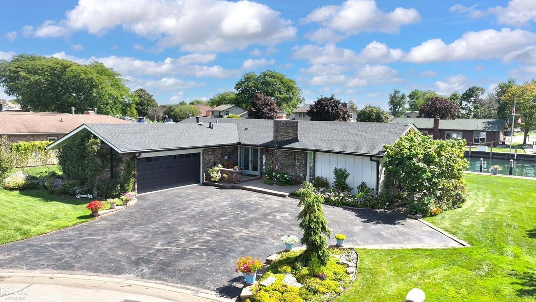 House in Clay Township, Michigan, United States 3 - 18865690