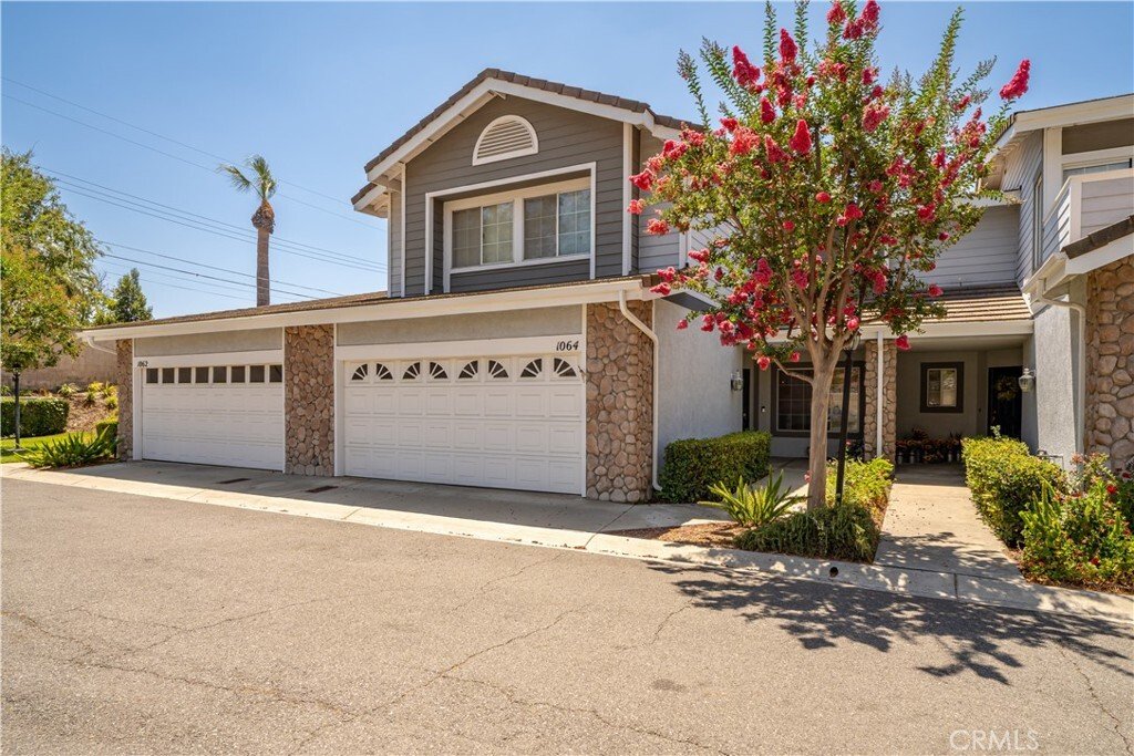 Condo in Glendora, California, United States 1 - 18606245