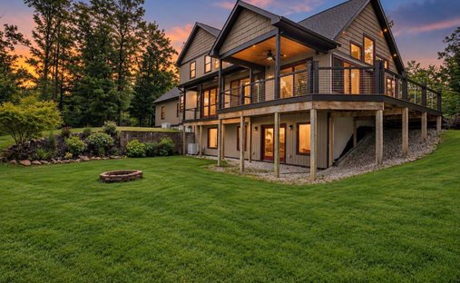 House in Williamsburg, Michigan, United States 1