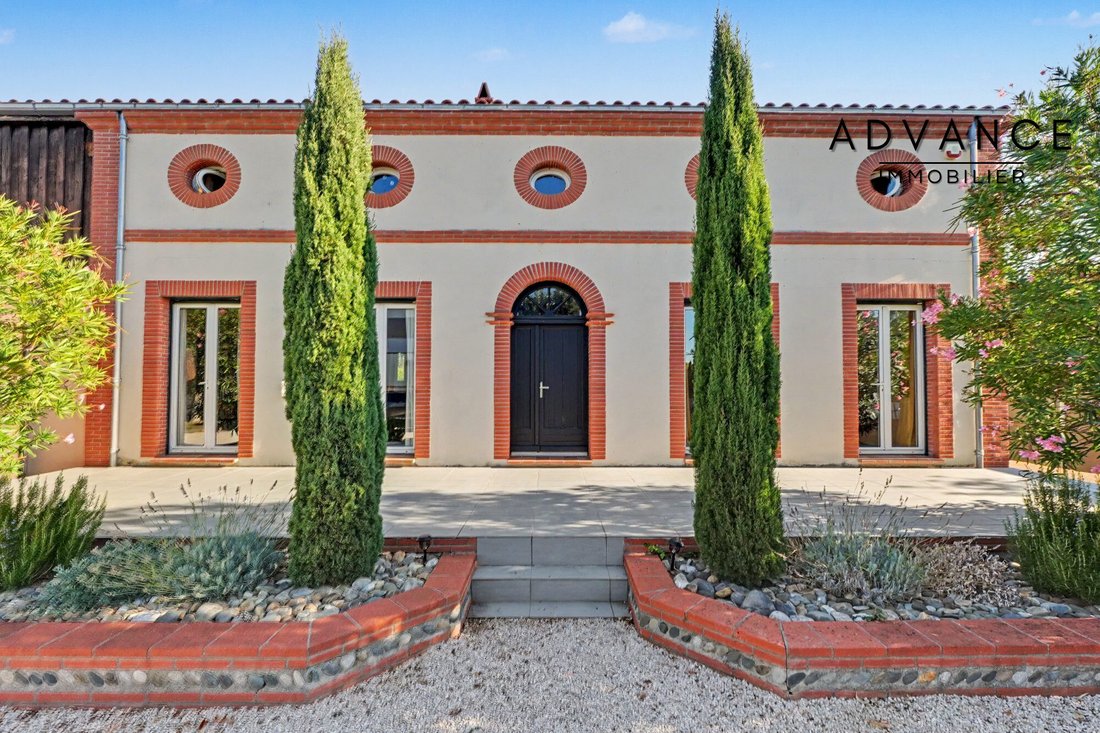 Villa in Labastidette, Occitania, France 1 - 18868513