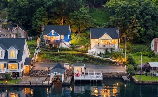 House in Greenwood Lake, New York, United States 1