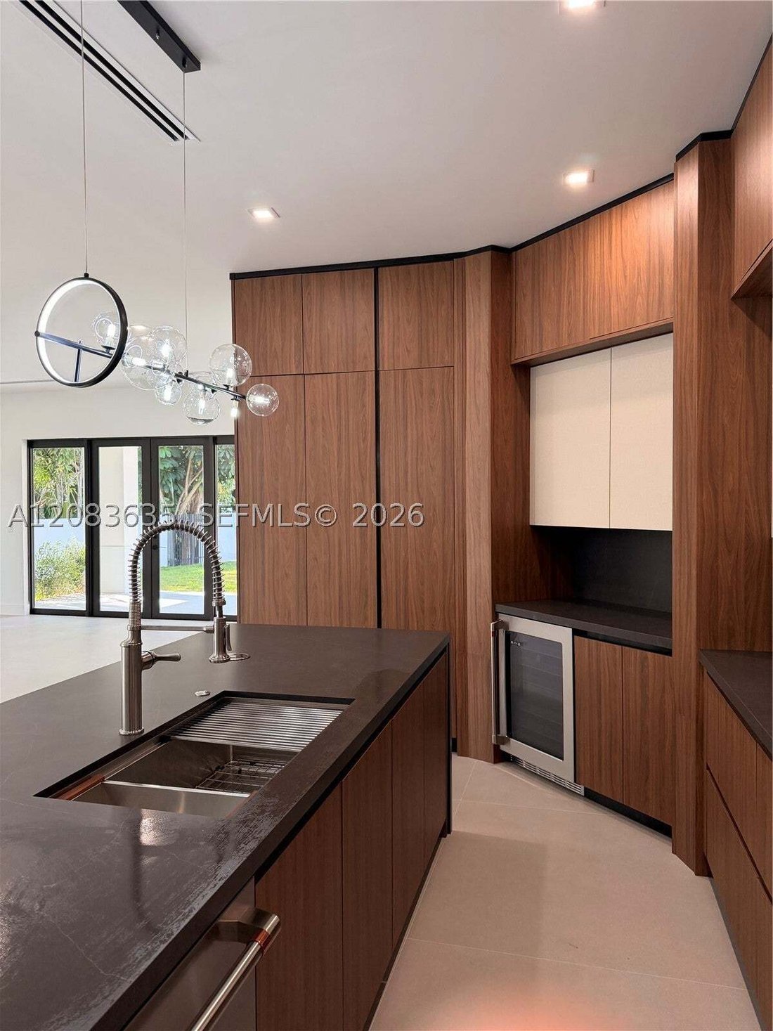 House in Miami, Florida, United States 2 - 18866415
