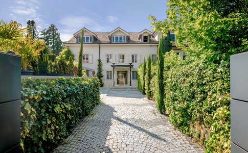 House in Bellevue, Canton of Geneva, Switzerland 1