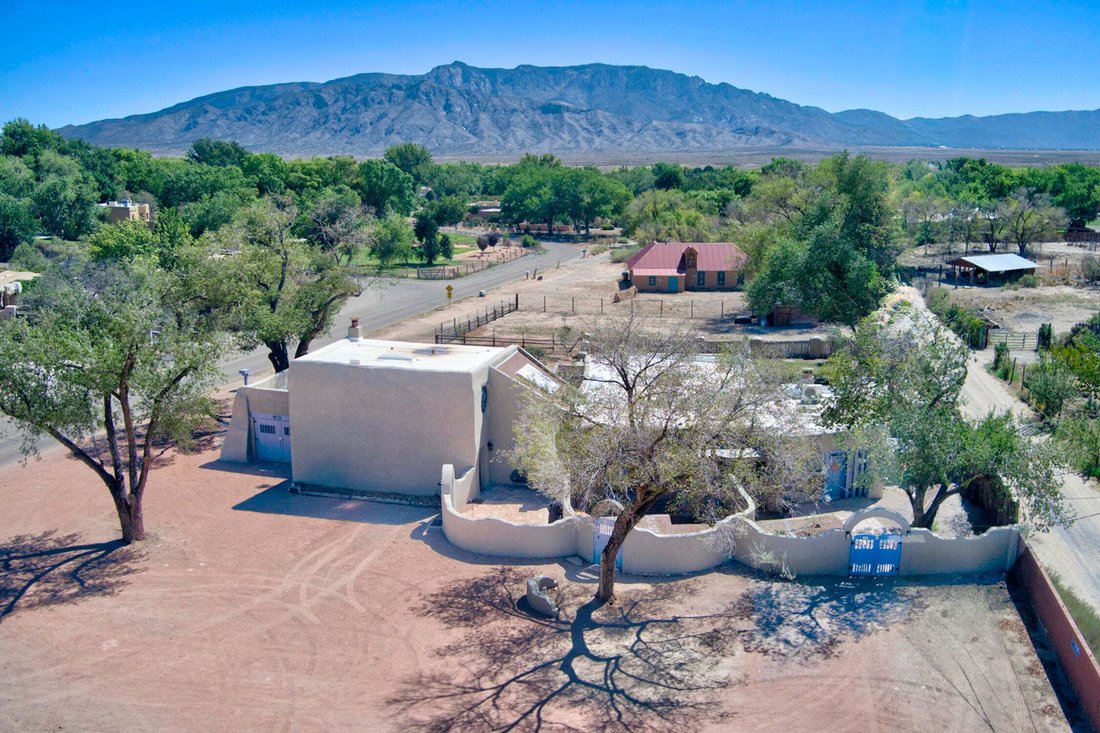 Haus in Corrales, New Mexico, Vereinigte Staaten 1 - 18865995