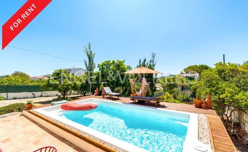Villa in Loule (Sao Clemente), Algarve, Portugal 1