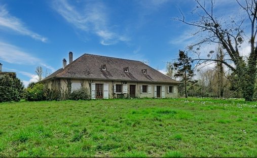 Villa a Saint-Denis-de-Pile, Nuova Aquitania, Francia 1