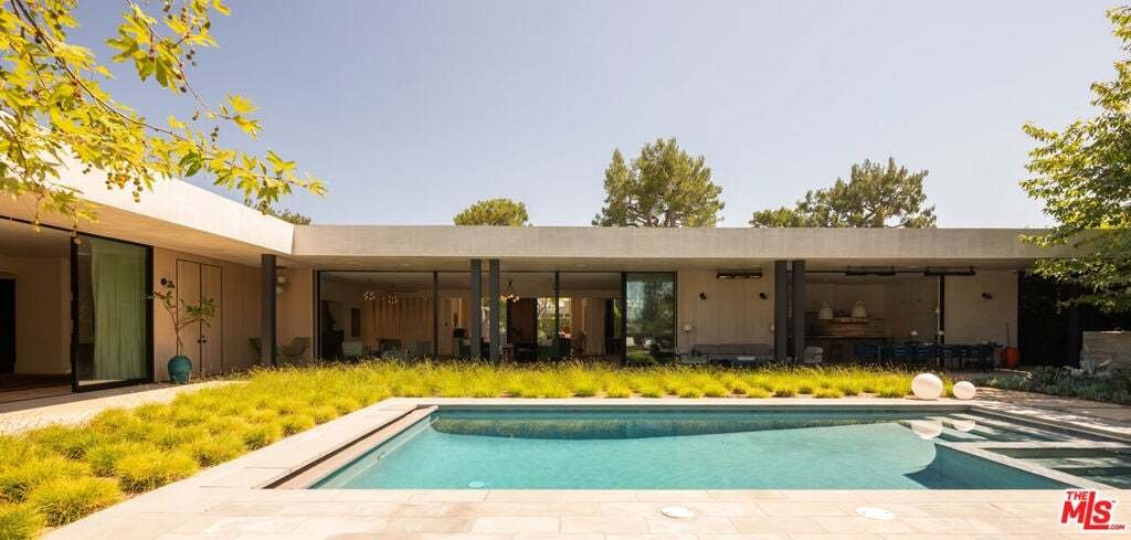 Casa en Beverly Hills, California, Estados Unidos 2 - 18866396