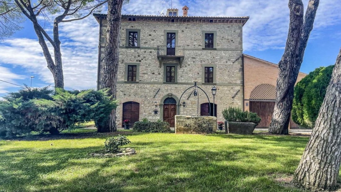 Villa in Todi, Umbrien, Italien 4 - 18867006