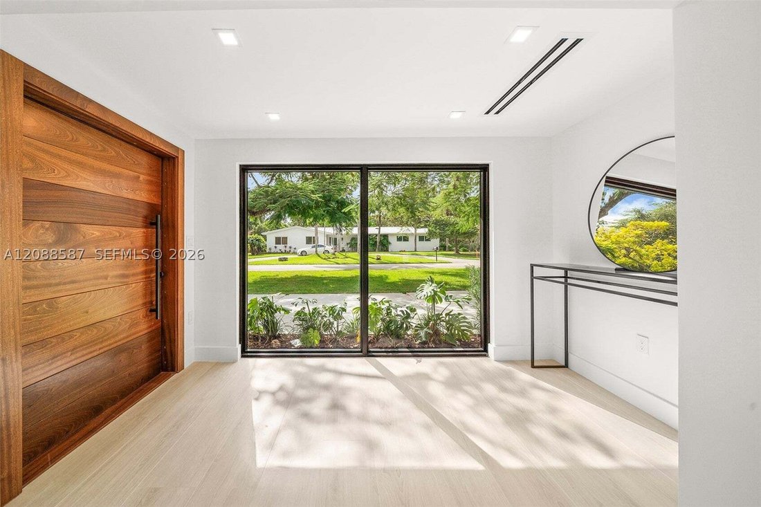 Casa a Coral Gables, Florida, Stati Uniti 3 - 18866387