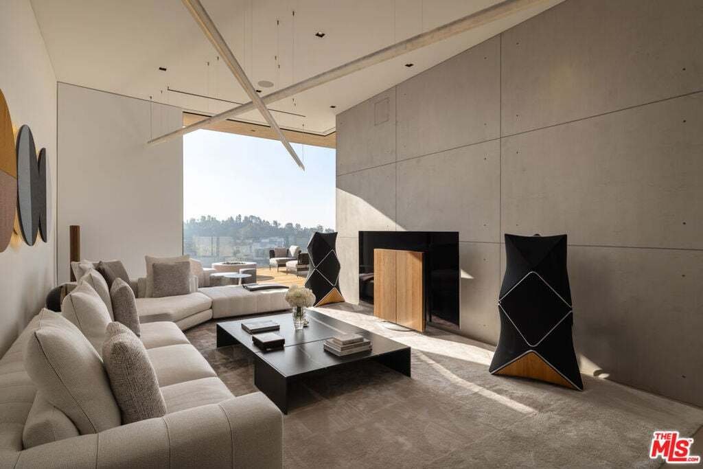 House in Los Angeles, California, United States 5 - 18866484