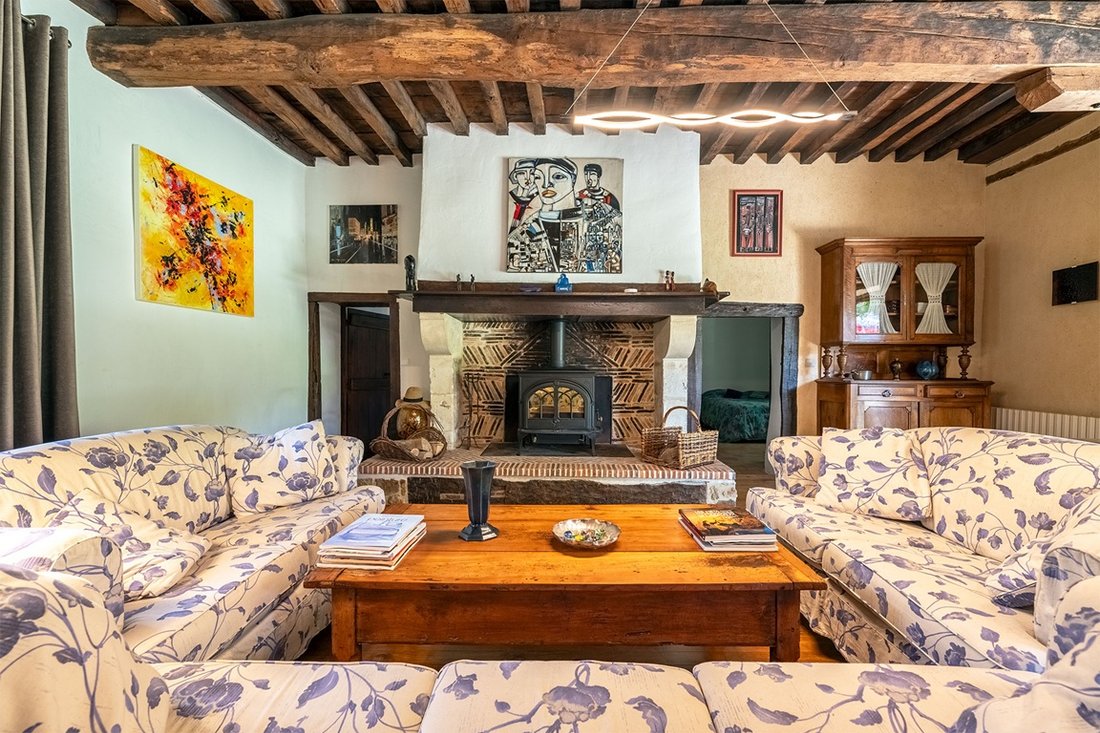 Villa in Issac, Nouvelle-Aquitaine, France 2 - 18864437