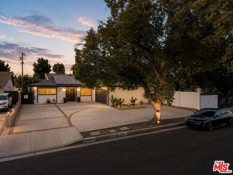 House in Los Angeles, California, United States 1 - 18866344