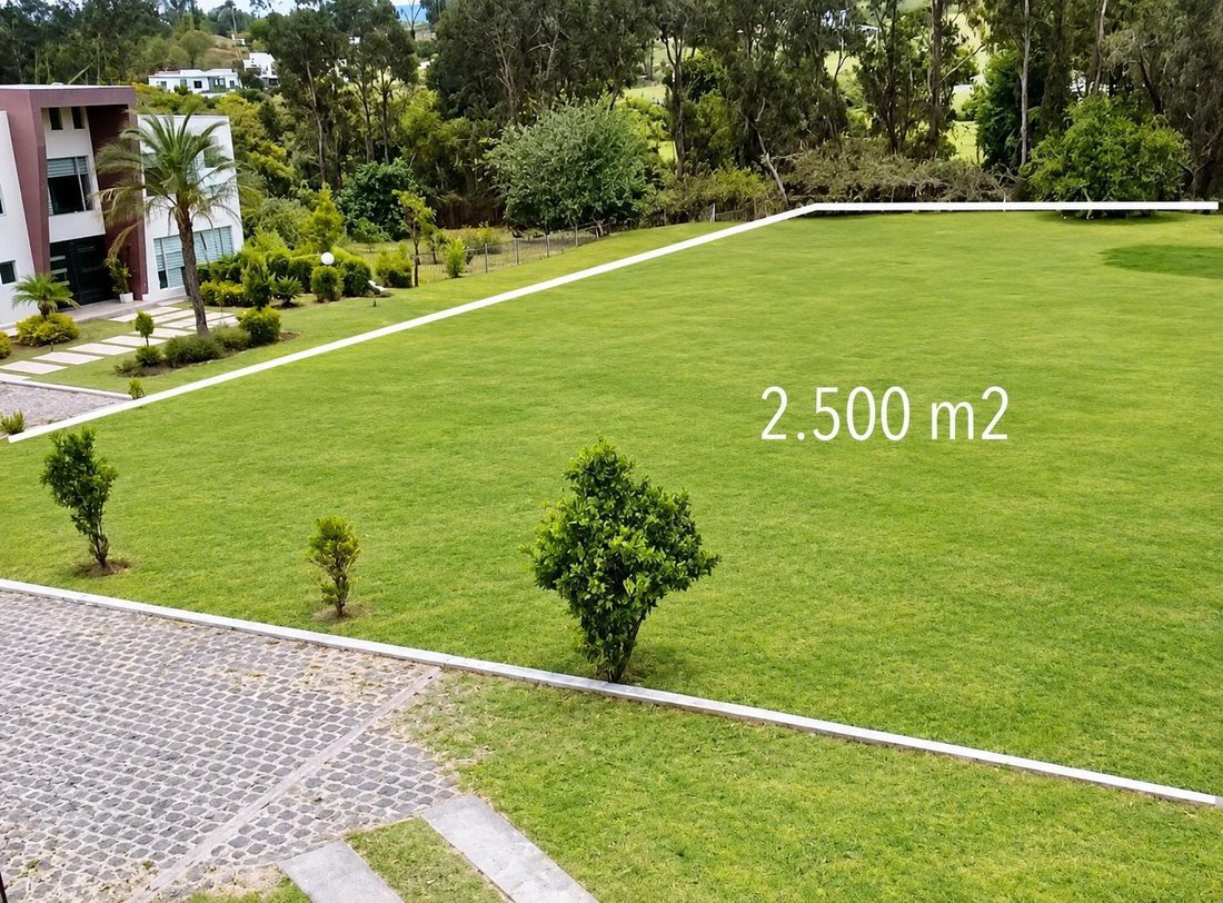 Land in Quito, Pichincha, Ecuador 5 - 18862441