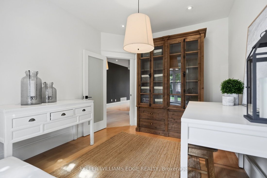 House in Oakville, Ontario, Canada 4 - 18865300