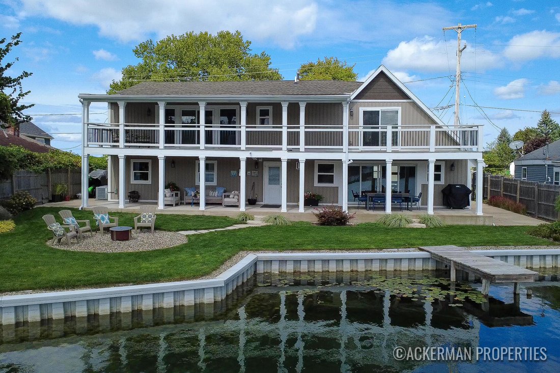 House in Caledonia, Michigan, United States 1 - 18865395