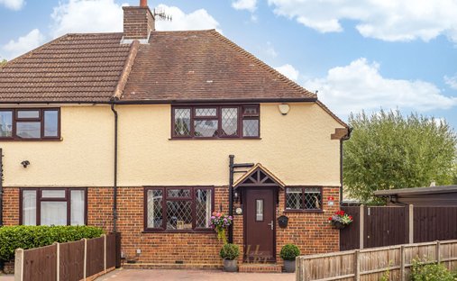 House in Horley, England 1